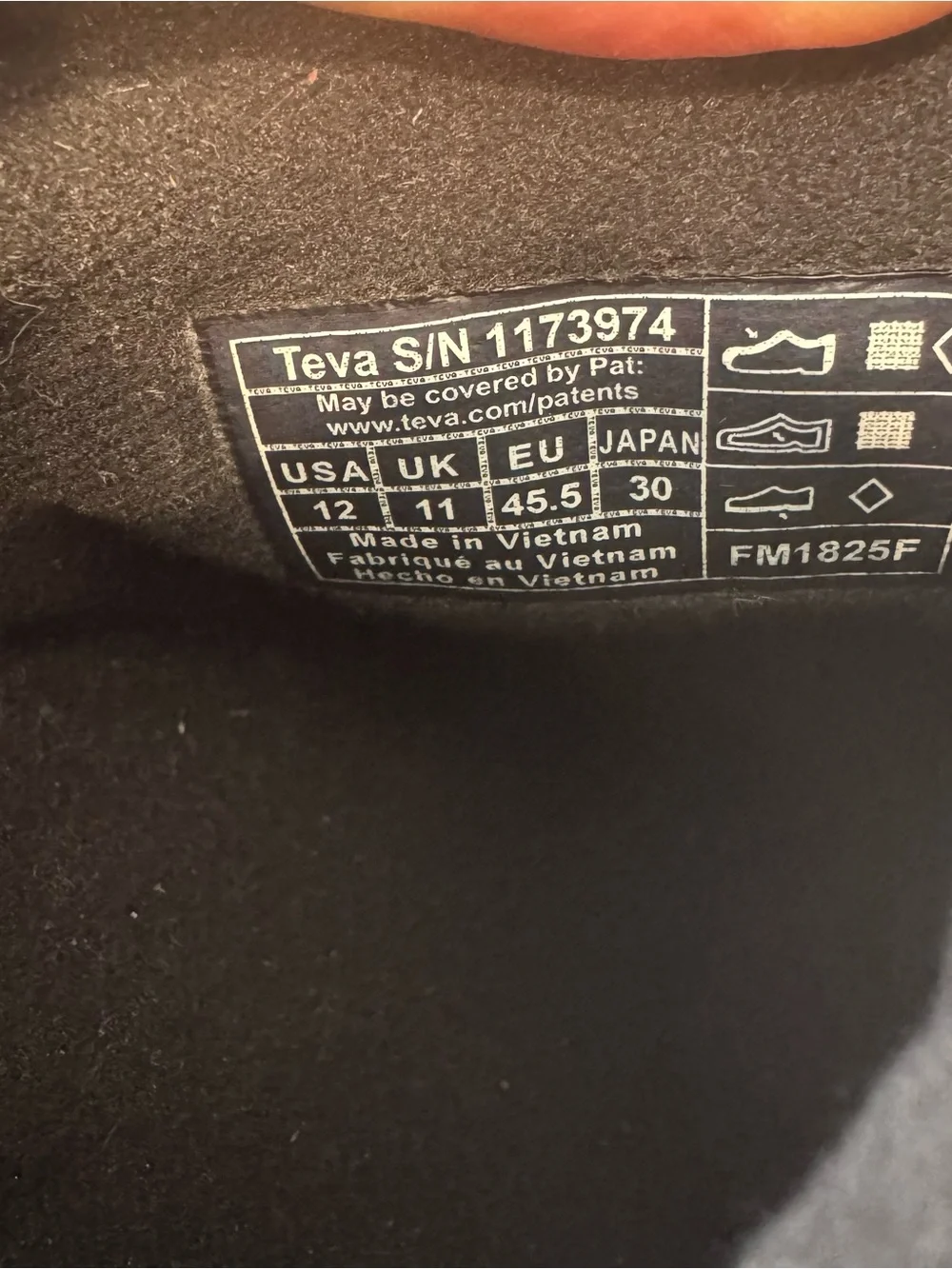 TEVA Mens ReEmber Camp Casual Slip-Ons Black Mens US Size 12 NWOB Comfort